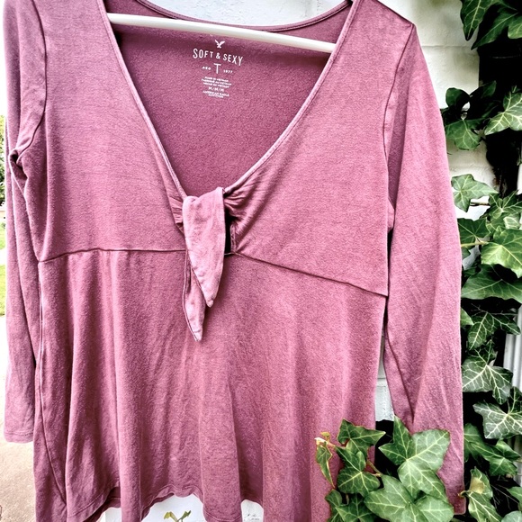 A🦅Sexy enough 4 a date, cozy enough 4 bed. That timeless color, though! - Picture 5 of 5